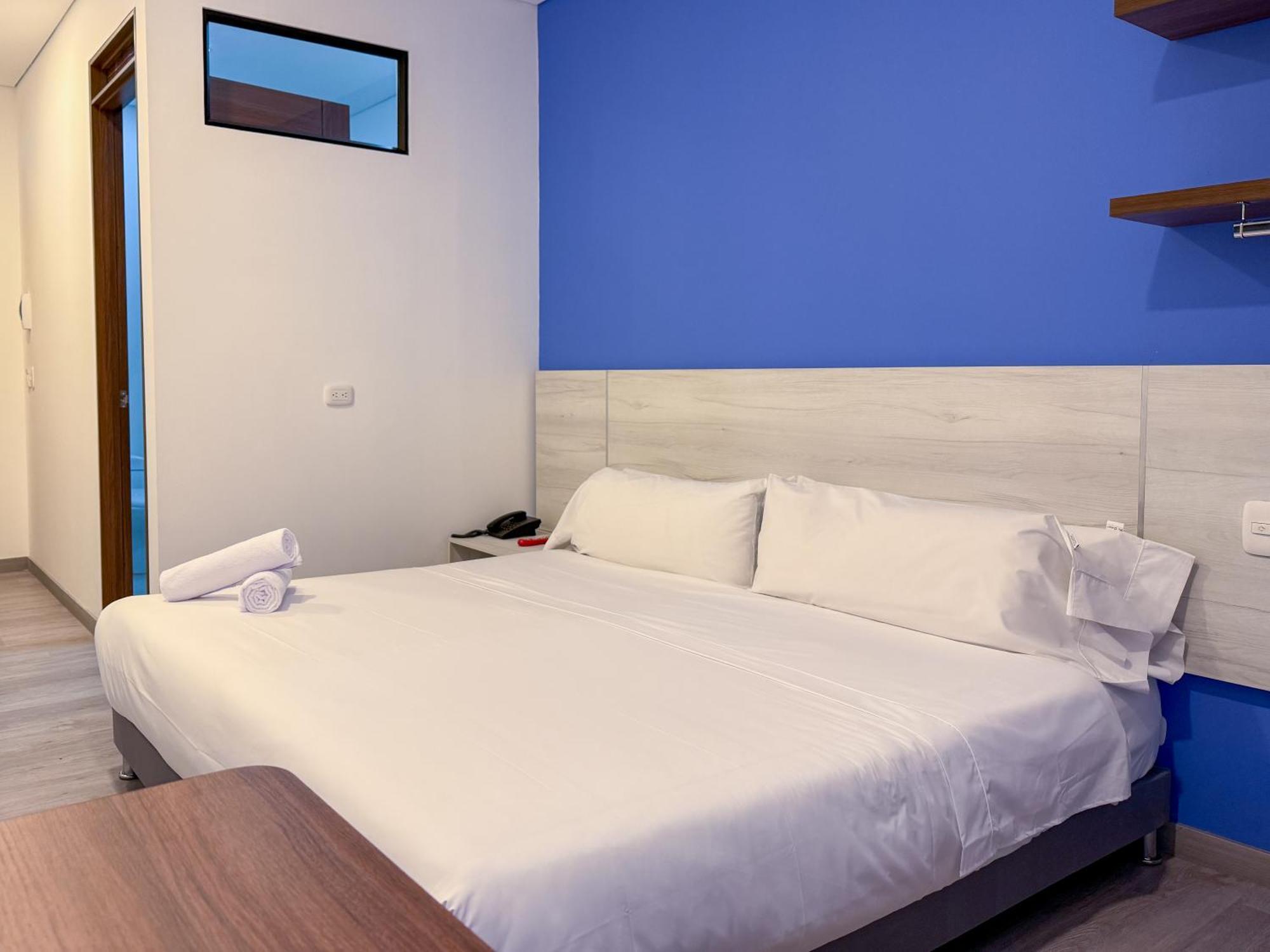 Hotel Apartamentos Regency La Feria — Photos 2